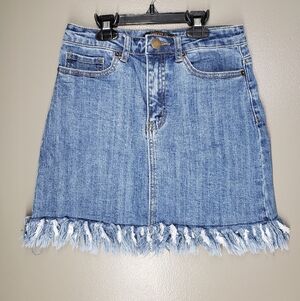 Forever 21 Contemporary Mini Jean Skirt Juniors Size Small Dark Wash Distressed
